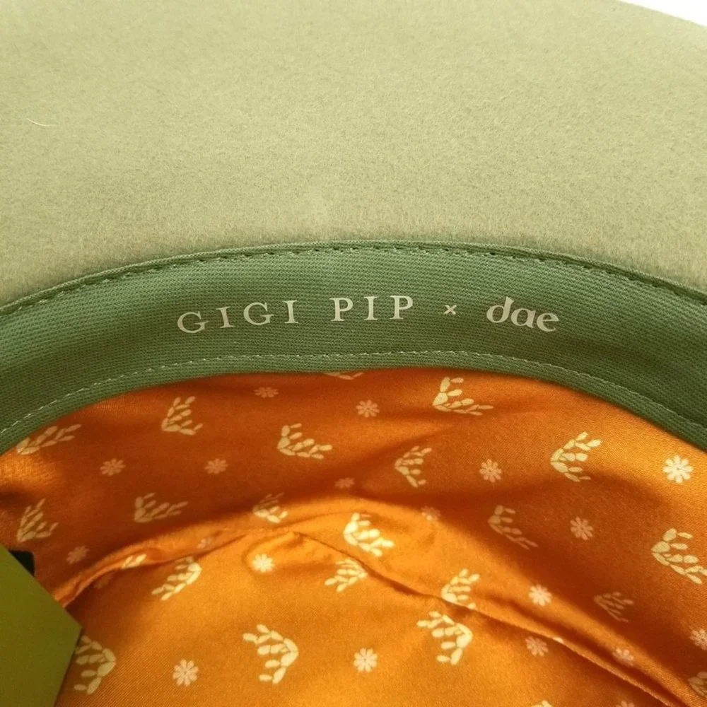 Gigi Pip x Dae Hat in Sage Green - Picture 10 of 10